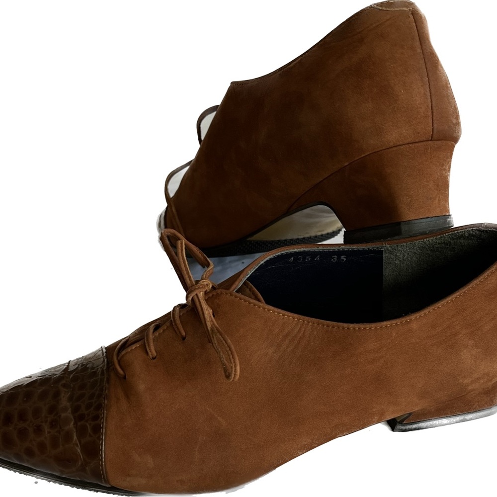 Authentic Givenchy suede mini heel